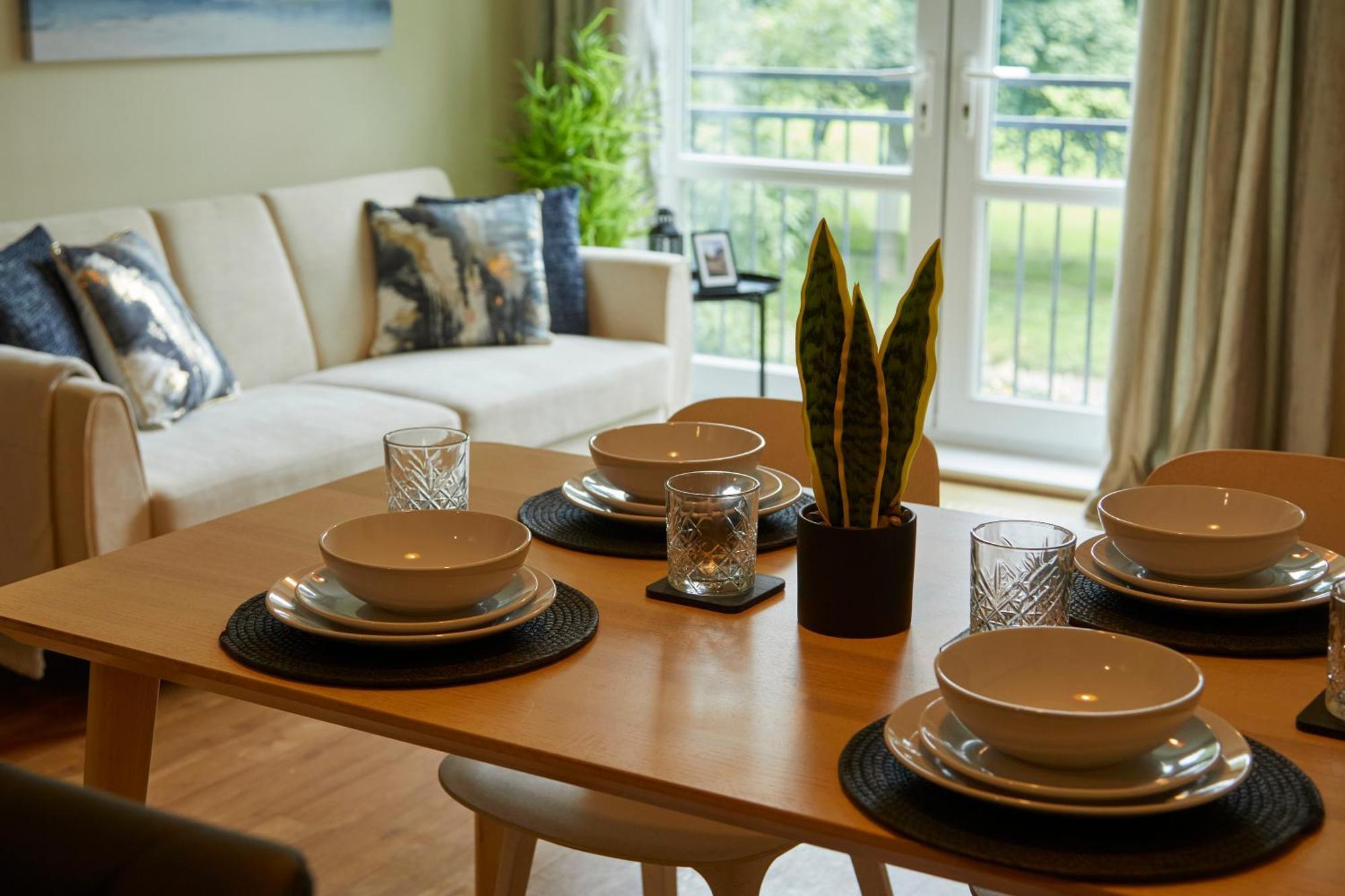 Stylish 2-Bedroom Apartment With Free Parking ฮาลิแฟกซ์ ภายนอก รูปภาพ